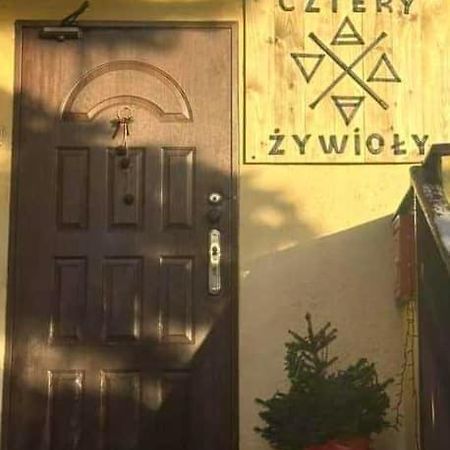 מלון שצ'קלארסקה פוראובה Cztery Zywioly מראה חיצוני תמונה